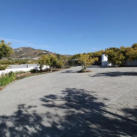 Villa El Crucero With Pool And Jacuzzi Spainsunrentals 1035 *