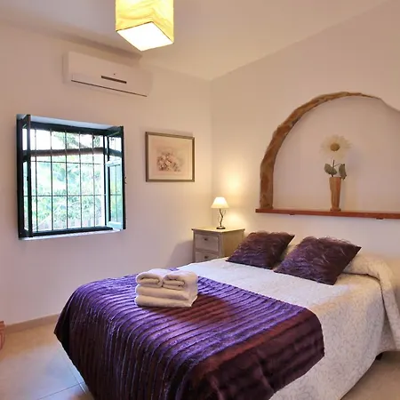 Villa El Crucero With Pool And Jacuzzi Spainsunrentals 1035 Nerja